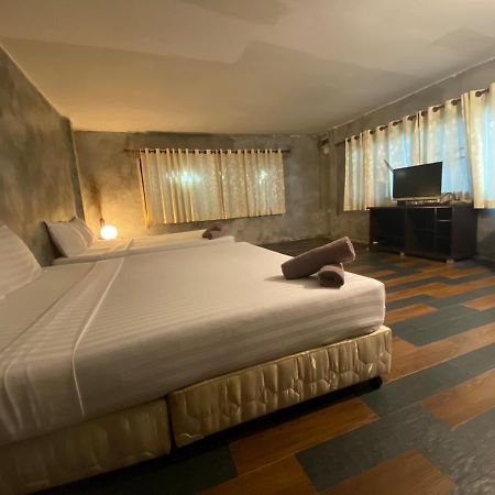 Crescent Bay Resort Koh Samet Dış mekan fotoğraf