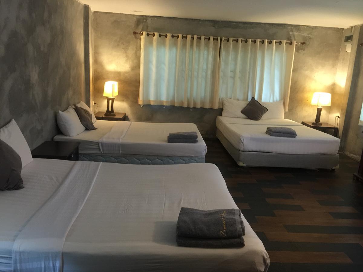 Crescent Bay Resort Koh Samet Dış mekan fotoğraf